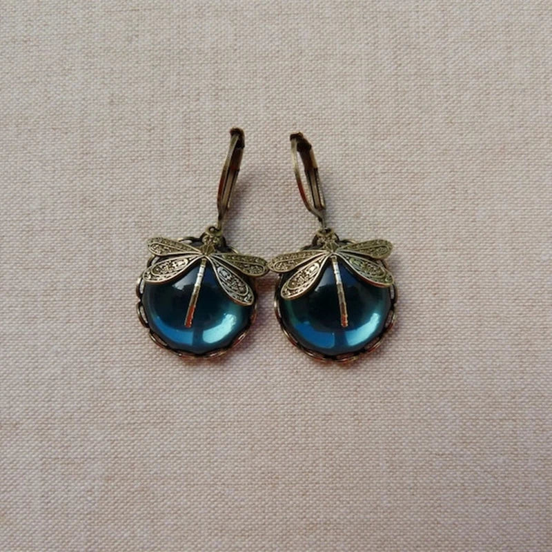 Boucles d'oreilles sphériques à motif libellule en or antique