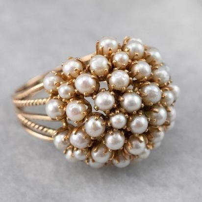Bague à perles incrustées