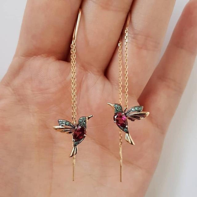 Boucles d'oreilles émaillées en forme de colibri et zircons cubiques
